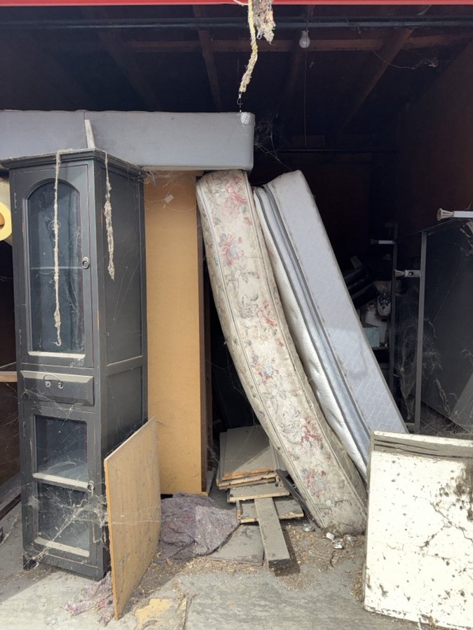 10 x 15 storage unit in San Jose, CA