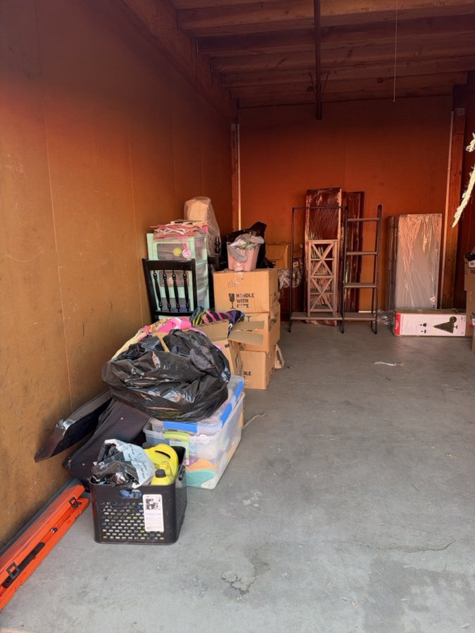 10 x 20 storage unit in San Jose, CA