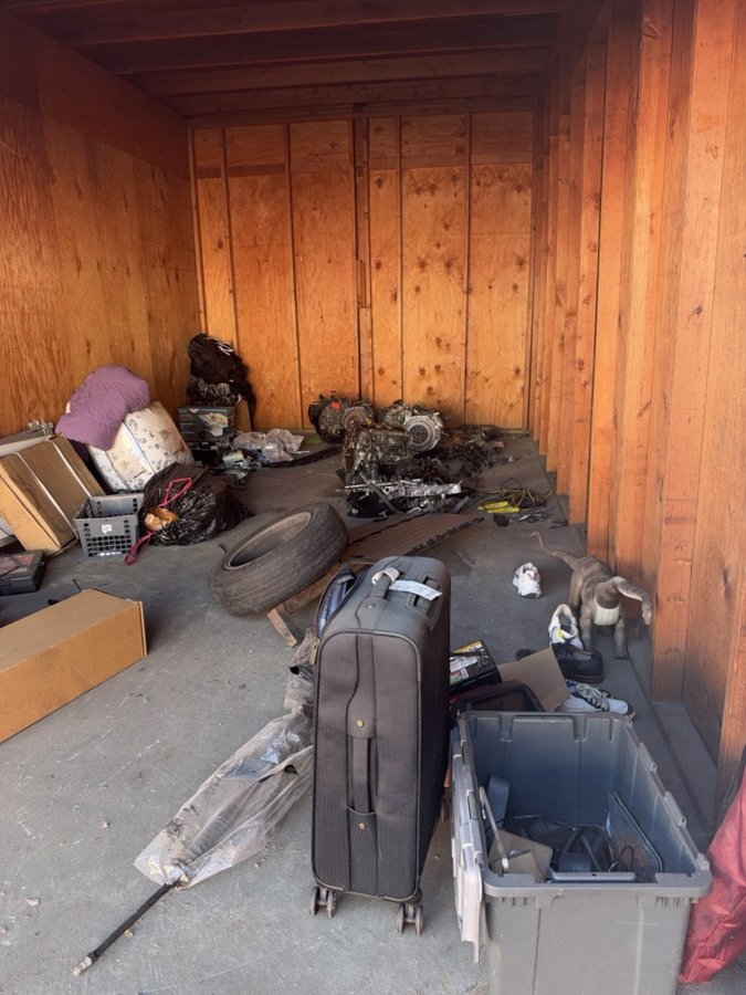 10 x 20 storage unit in San Jose, CA