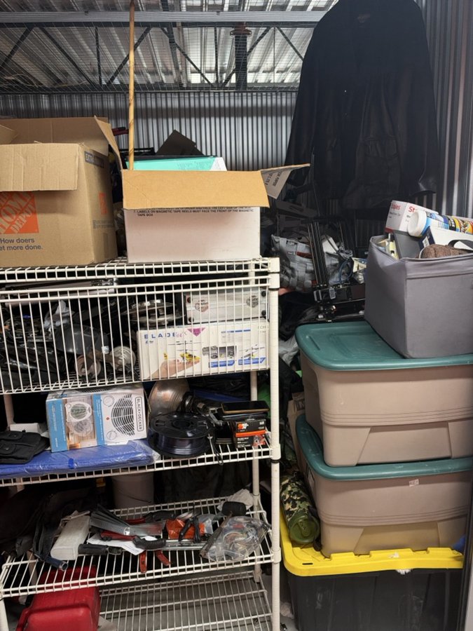 10 x 10 storage unit in San Jose, CA