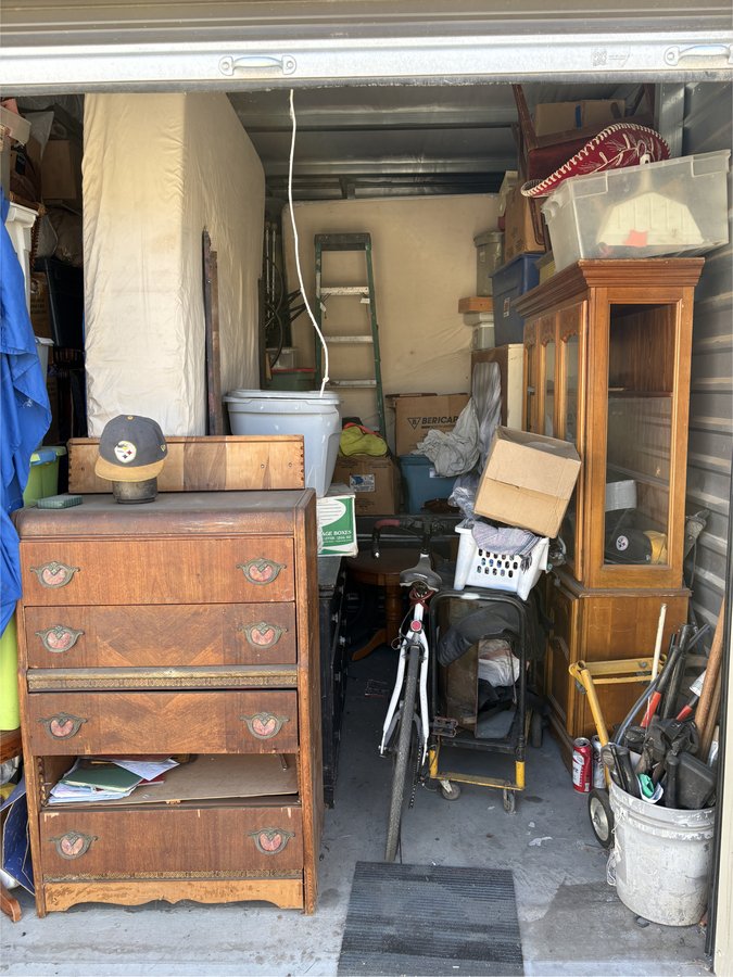 10 x 15 storage unit in Reedley, CA
