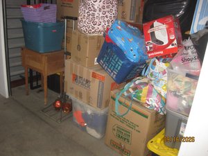 10 x 4 storage unit in Van Nuys, CA
