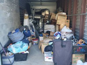 10 x 23 storage unit in Sacramento, CA