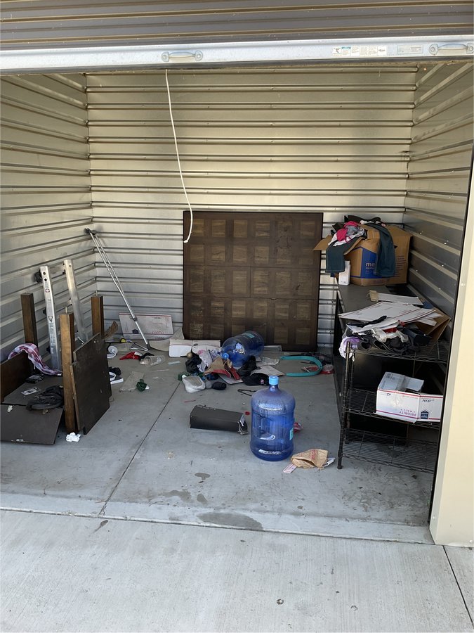 10 x 10 storage unit in Madera, CA