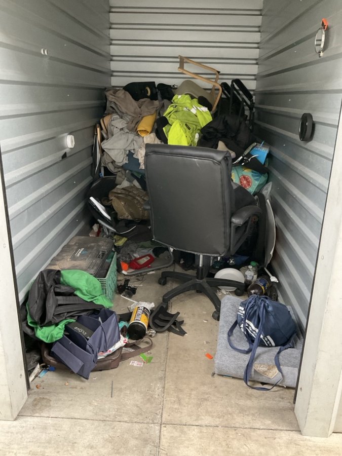 5 x 10 storage unit in Riverbank, CA