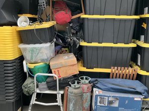 10 x 10 storage unit in Riverbank, CA