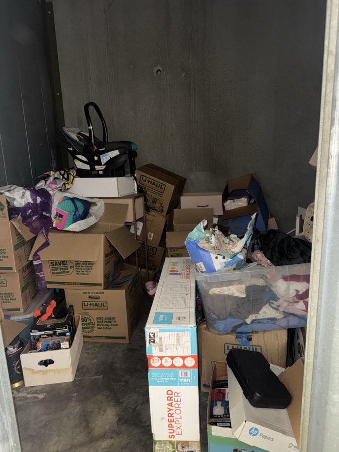 10 x 10 storage unit in San Jose, CA