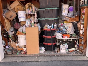 10 x 10 storage unit in Modesto, CA