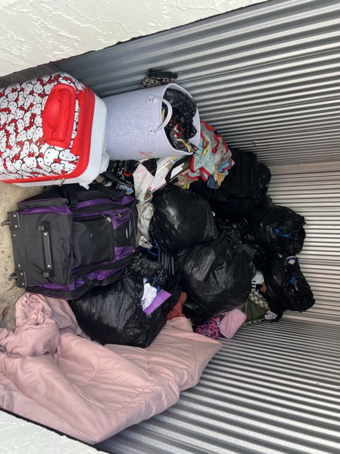 5 x 9 storage unit in Pompano Beach, FL