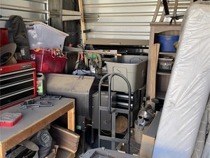 11 x 12 storage unit in Madera, CA