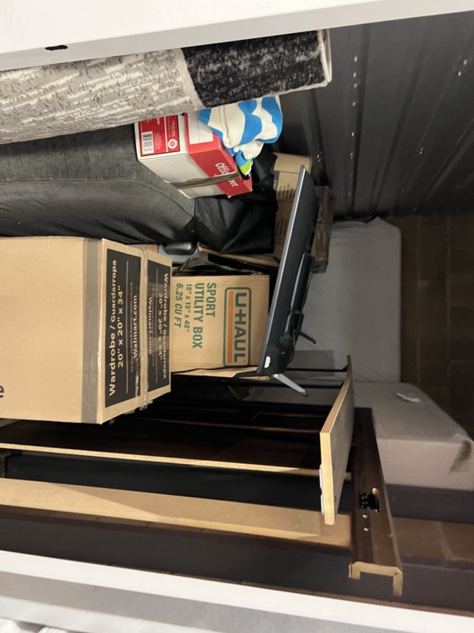 5 x 10 storage unit in Pompano Beach, FL
