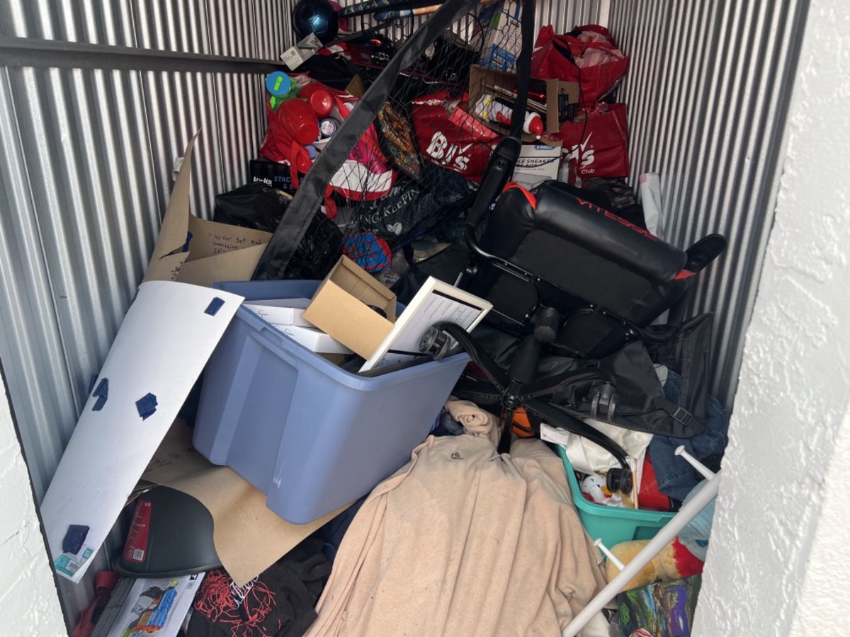 5 x 9 storage unit in Pompano Beach, FL