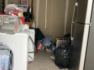 10 x 10 storage unit in Escalon, CA