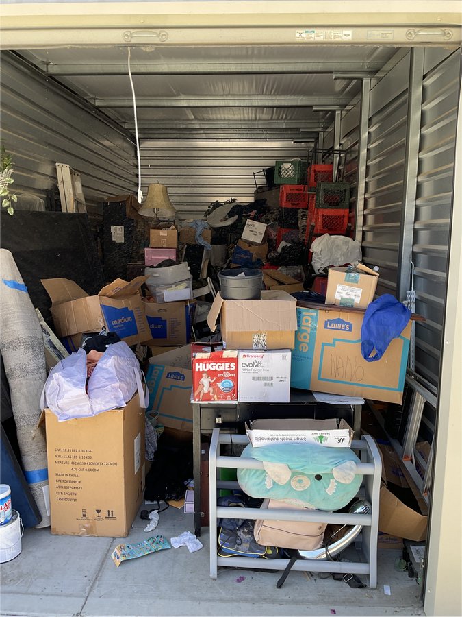 10 x 23 storage unit in Madera, CA