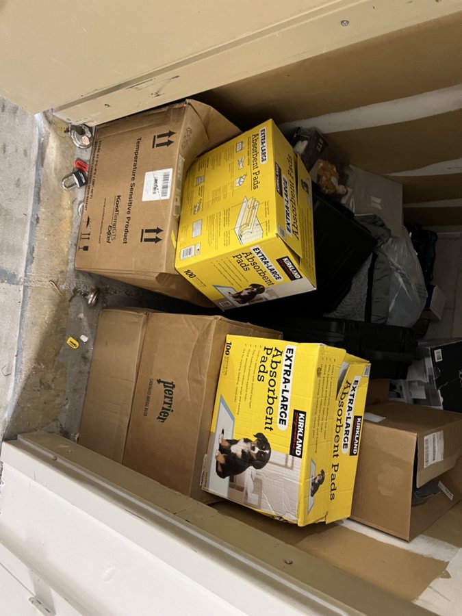4 x 7 storage unit in Oakland Park, FL