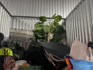 5 x 5 storage unit in Oakland Park, FL