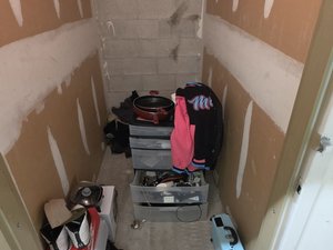 4 x 7 storage unit in Oakland Park, FL