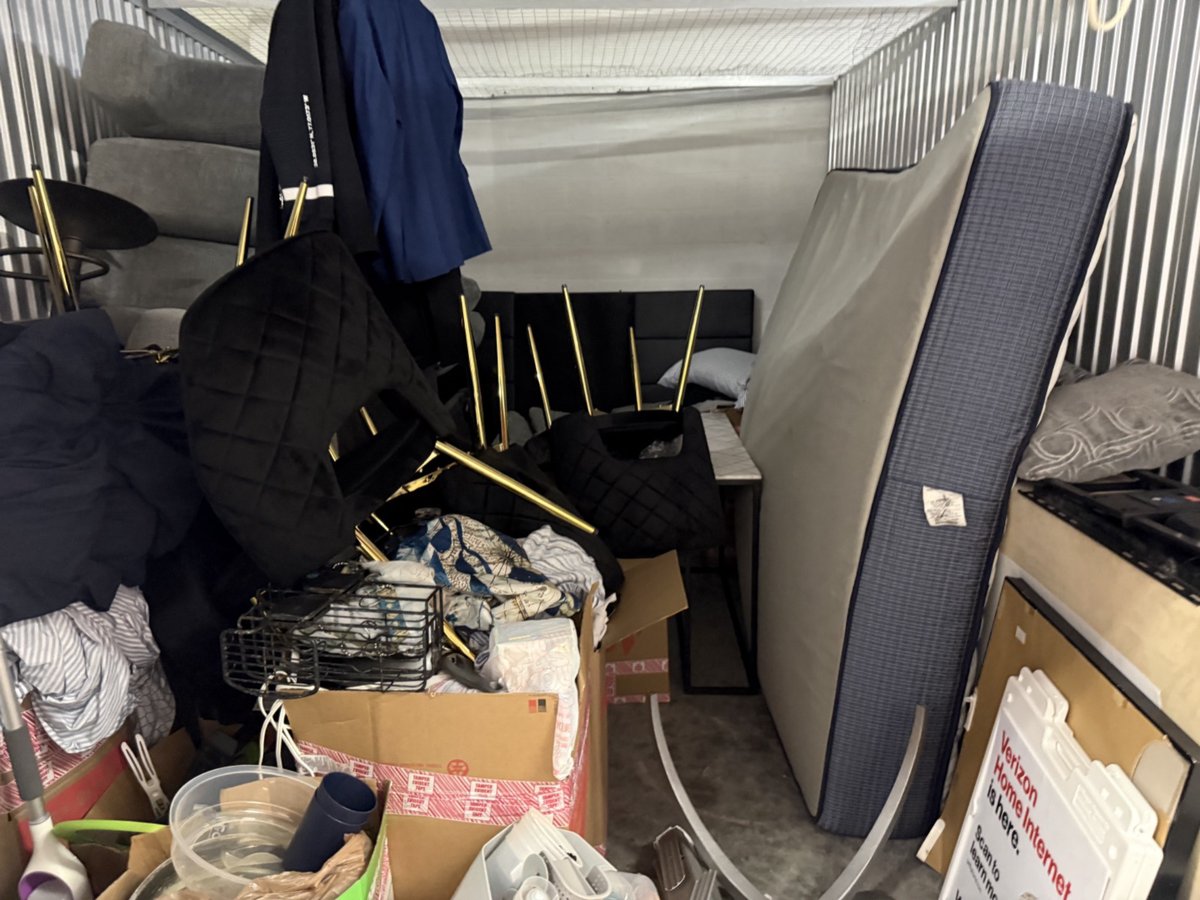 10 x 17 storage unit in Ft Lauderdale, FL
