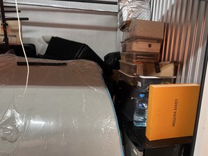 10 x 10 storage unit in Ft Lauderdale, FL