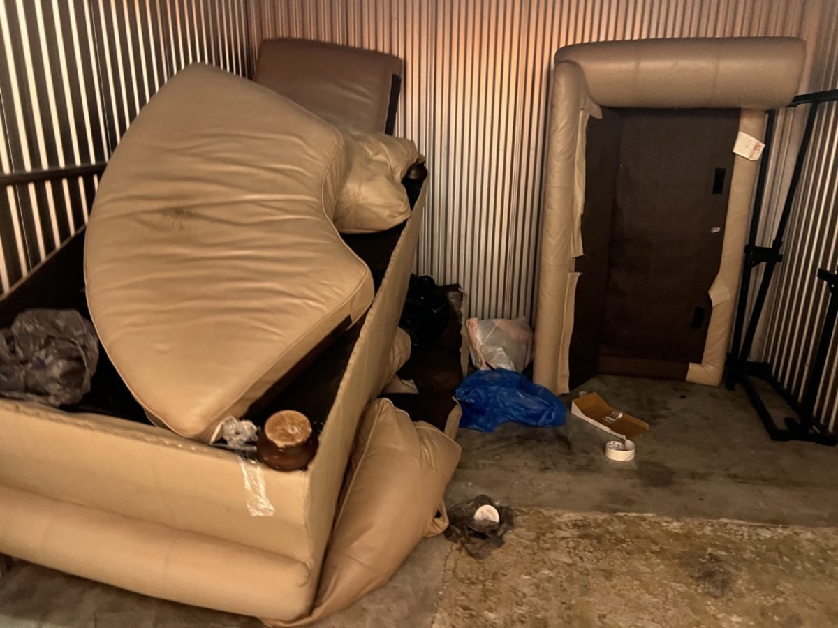 10 x 10 storage unit in Pompano Beach, FL