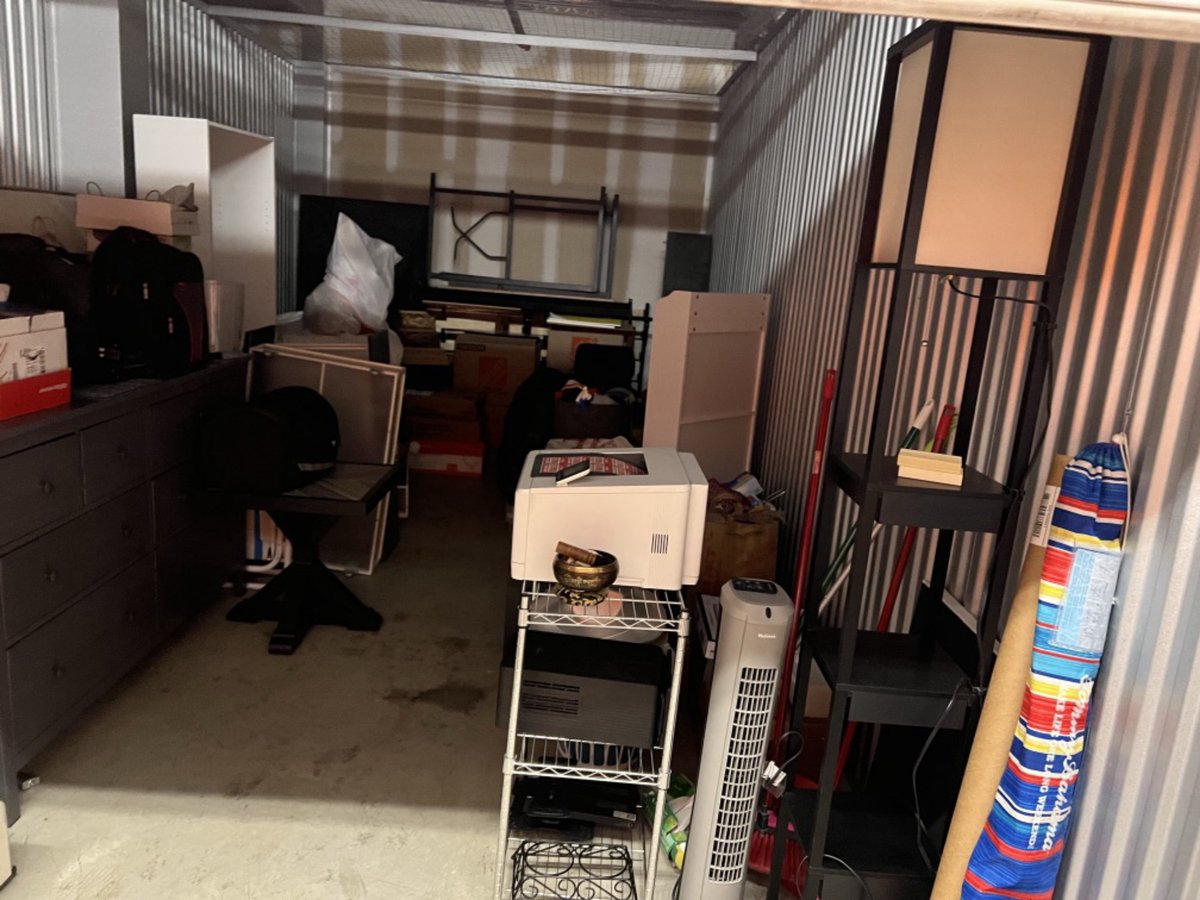 10 x 20 storage unit in Ft Lauderdale, FL