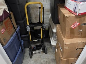 5 x 5 storage unit in Oakland Park, FL
