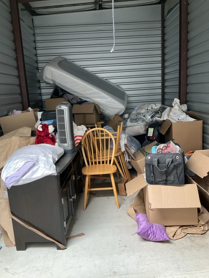 10 x 15 storage unit in Ceres, CA