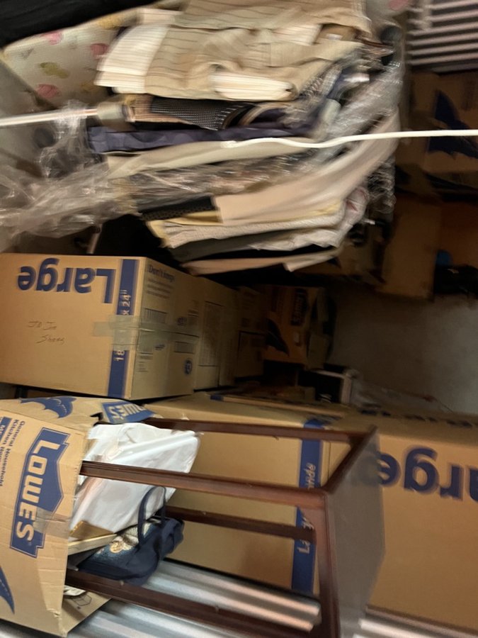 7 x 10 storage unit in Ft Lauderdale, FL