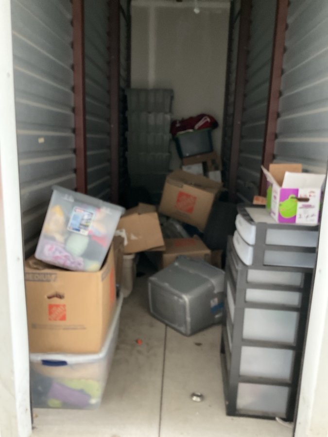 5 x 15 storage unit in Ceres, CA