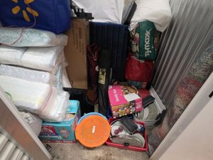 5 x 5 storage unit in Oakland Park, FL
