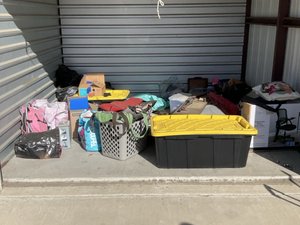 10 x 10 storage unit in Ceres, CA