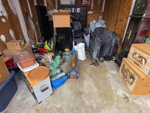 11 x 16 storage unit in Oakland Park, FL