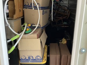 6 x 10 storage unit in Madera, CA
