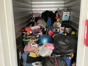 5 x 10 storage unit in Ceres, CA