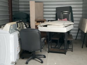 10 x 15 storage unit in Ceres, CA