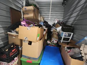 7 x 10 storage unit in North Las Vegas, NV