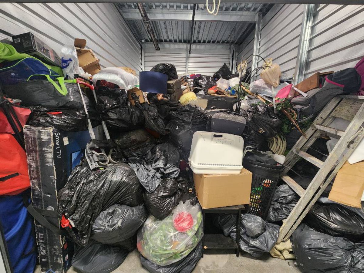 10 x 15 storage unit in North Las Vegas, NV