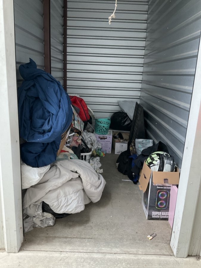 5 x 10 storage unit in Ceres, CA
