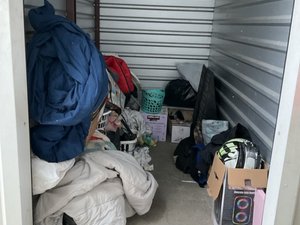 5 x 10 storage unit in Ceres, CA