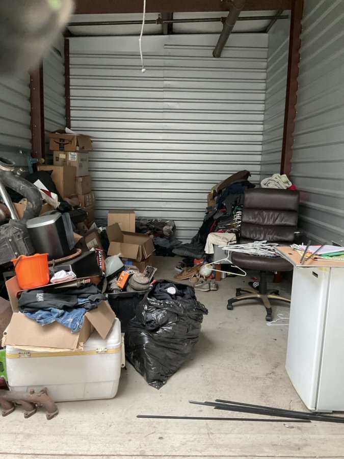 10 x 15 storage unit in Ceres, CA