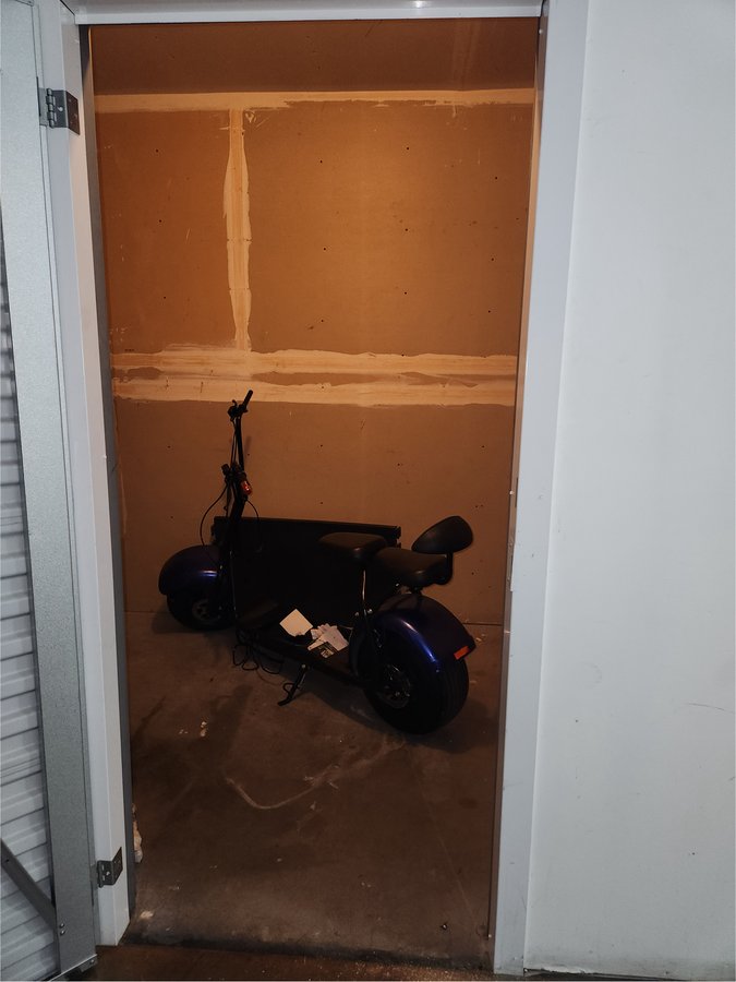 10 x 7 storage unit in North Las Vegas, NV