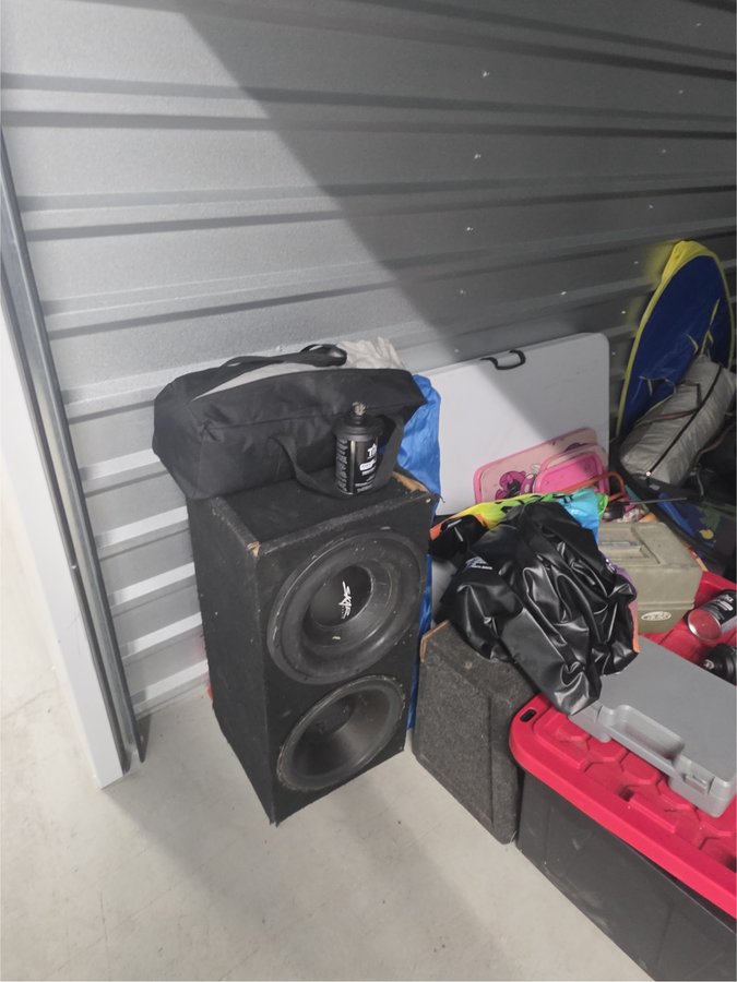 10 x 15 storage unit in Stockton, CA