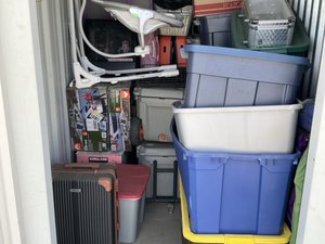 5 x 10 storage unit in Merced, CA