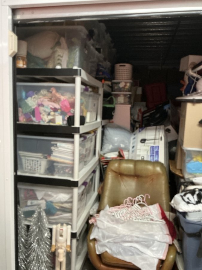 10 x 20 storage unit in San Diego, CA