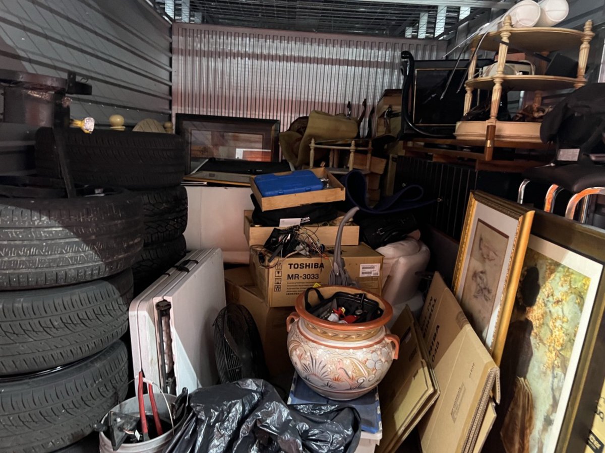 10 x 15 storage unit in Ft Lauderdale, FL