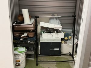 5 x 5 storage unit in Modesto, CA
