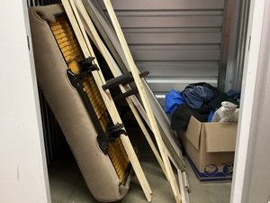 5 x 5 storage unit in Modesto, CA