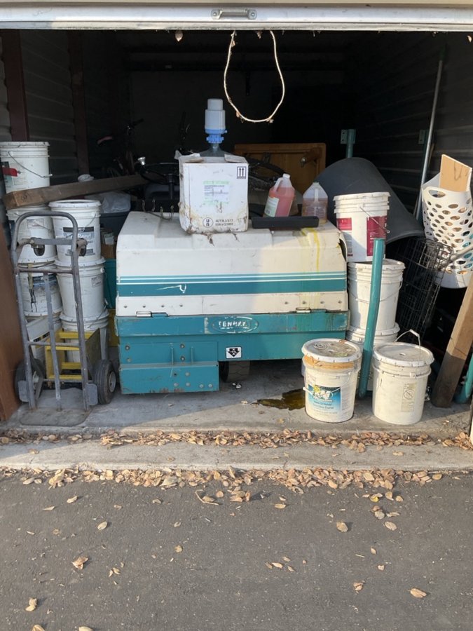 10 x 20 storage unit in Tracy, CA