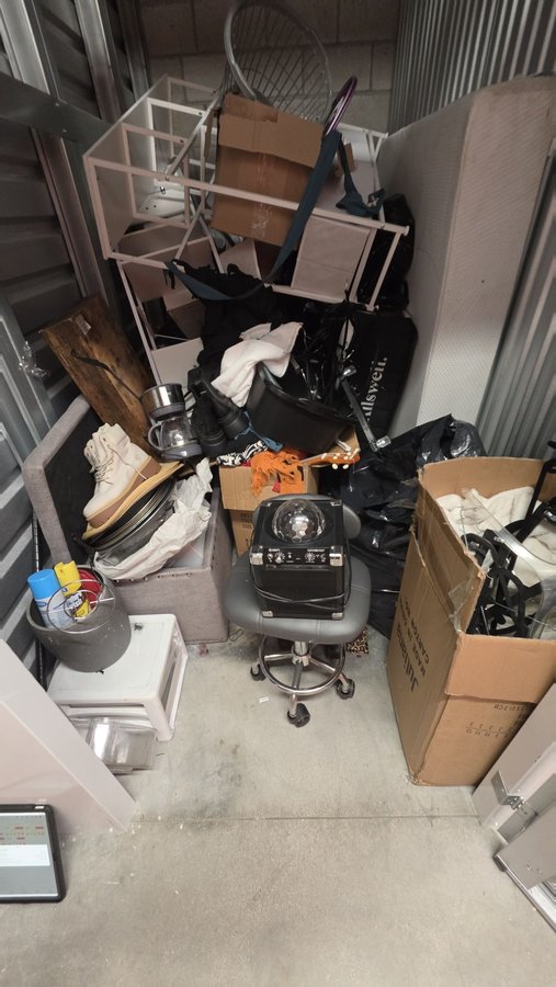 5 x 10 storage unit in Fort Lauderdale, FL