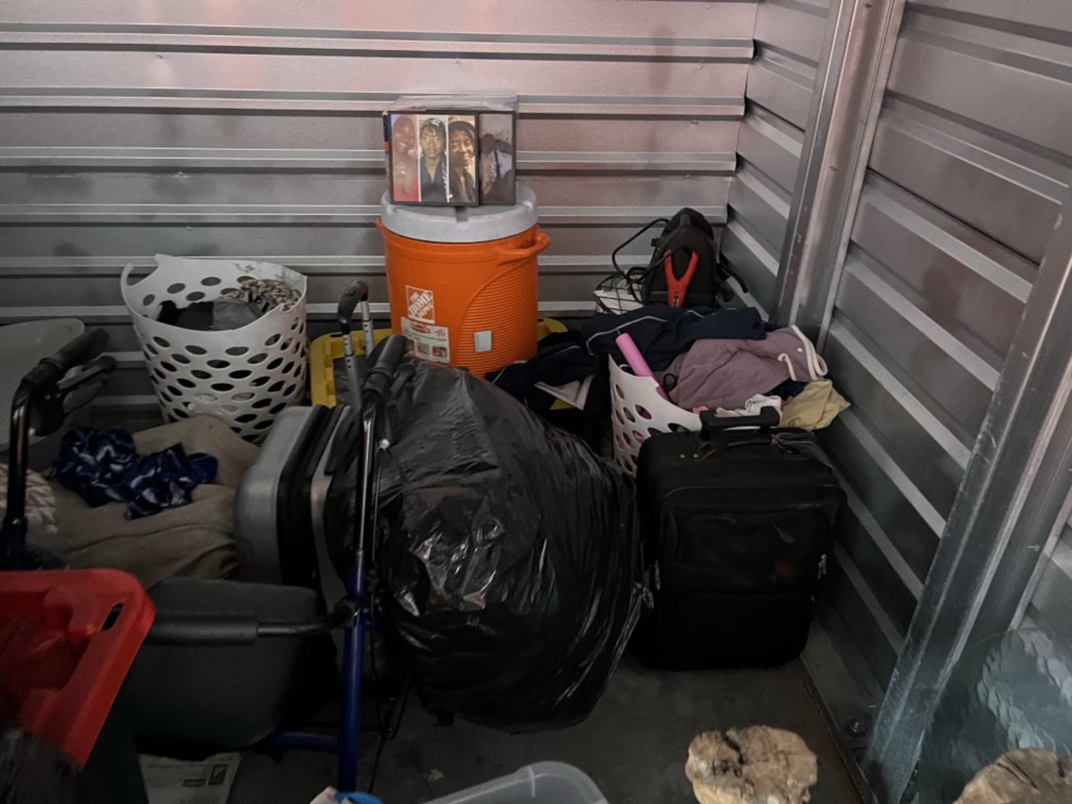 10 x 10 storage unit in Fort Lauderdale, FL